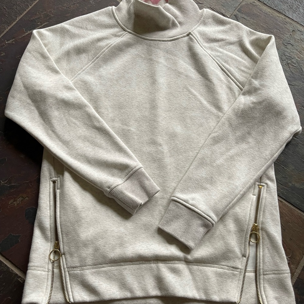 Athleta turtle neck sweatshirt
